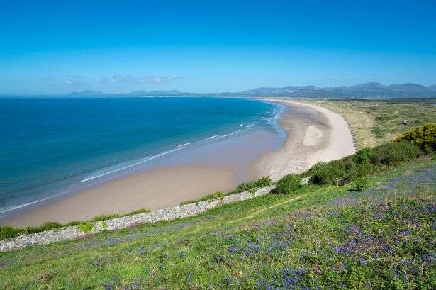 'Best beach in the UK' with 'no crowds' a direct train ride from Birmingham