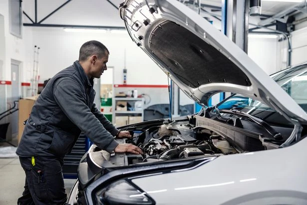 Warning for drivers in 40C UK heatwave over common car part
