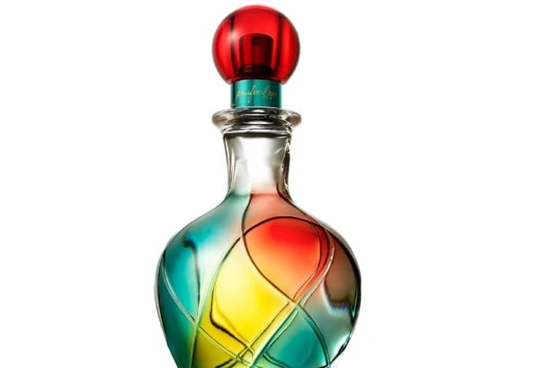 'Summery' celebrity perfume 'strangers stop and ask about' is £21 in Amazon half price deal