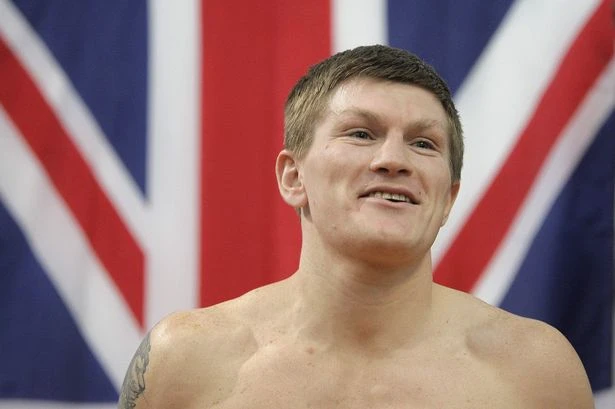 Ricky Hatton seen singing Oasis' Wonderwall on holiday two weeks before death