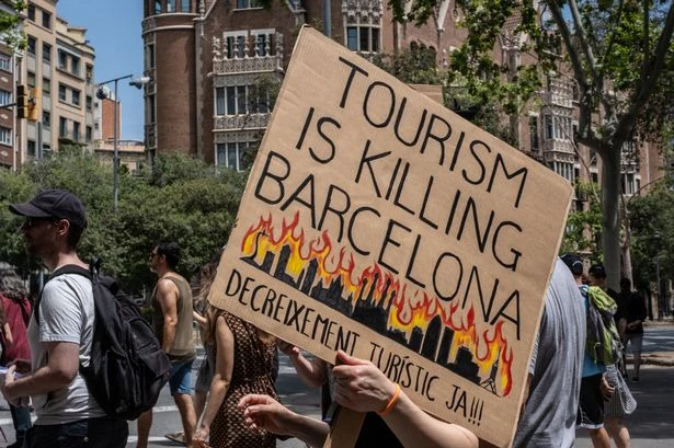 UK tourists in Spain told to 'go home' as residents say mass tourism is 'suffocating'