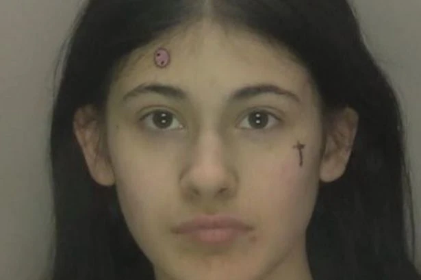 Police urge 'call 999 immediately' as schoolgirl goes missing from Birmingham