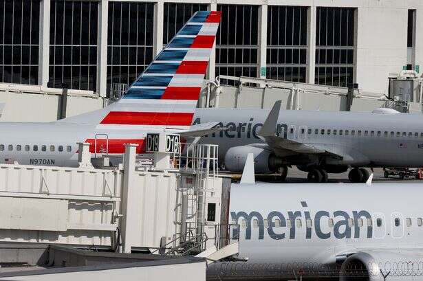 Travellers warned as major US airline grounds flights and passengers told 'be patient'