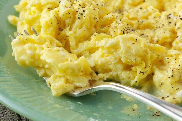 Woman claims to have 'perfect' way to cook scrambled eggs but people are divided