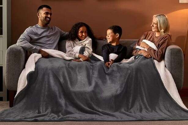 Boots shoppers praise giant blanket 'as big as king size bed' perfect for keeping whole family warm