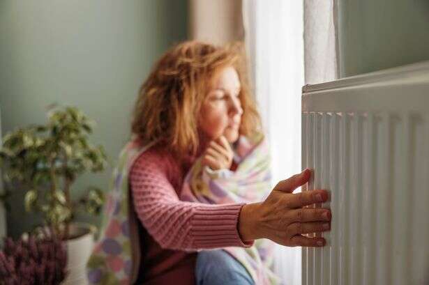 An empty crisp packet can keep your house warm says expert