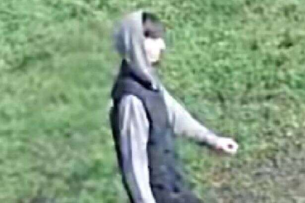 Police admit 'not the clearest image' as appeal over Dudley canal path robbery issued