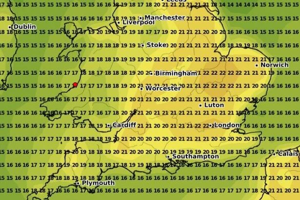 UK to bask in October 'Indian summer' as temperatures to hit 22C