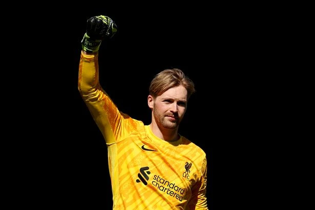 Aston Villa 'eye' Emi Martinez successor in goalkeeper who has been told to move