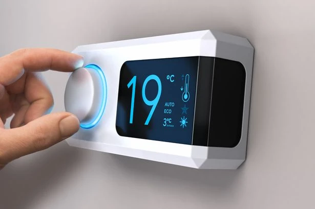 Households urged to come forward for £300 energy payments from April