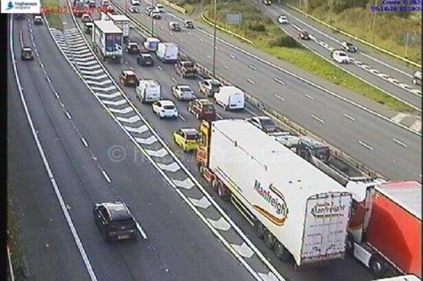 M6 closure live as Birmingham emergency services deal with crash and delay warnings issued