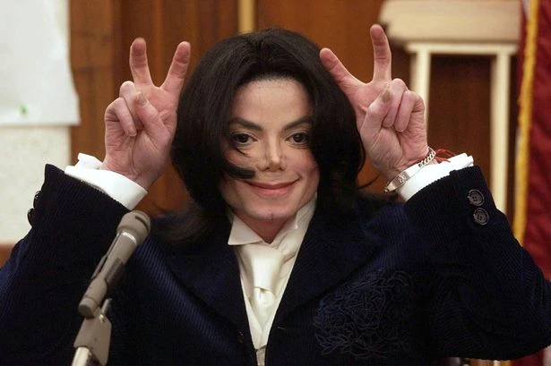 Lifelike cake of controversial Michael Jackson to be unveiled at NEC show