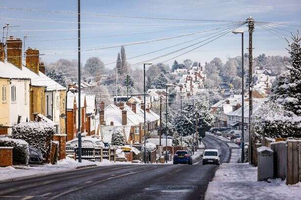 Exact date UK set to be blasted by snow in February with temperatures plummeting to -2C