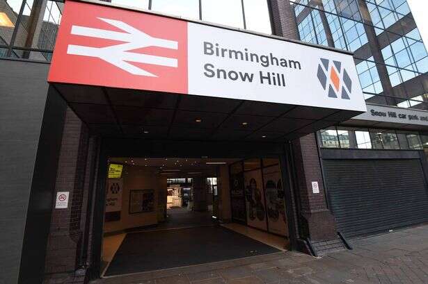 Birmingham Snow Hill line closure disrupting train travel as passengers urged to 'plan ahead'