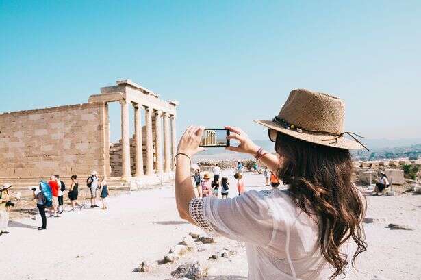 Foreign Office updates Greece travel advice and tells UK tourists 'plan your movements'