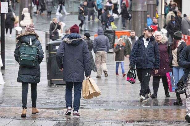 UK households put on alert as £200 cost of living payments to enter bank accounts