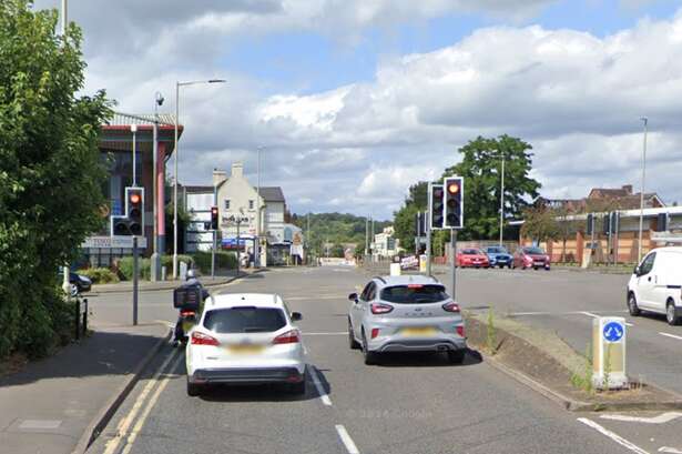 Paramedics called to rush hour crash in Stourbridge