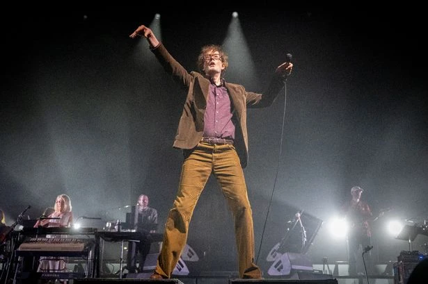 Woman's 'mortifying' experience at city Pulp gig as Jarvis Cocker mocks her teen self
