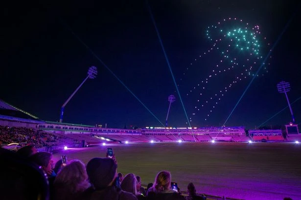 7 photos of new 'animal kingdom' drone show marking Birmingham's Bonfire Night celebrations