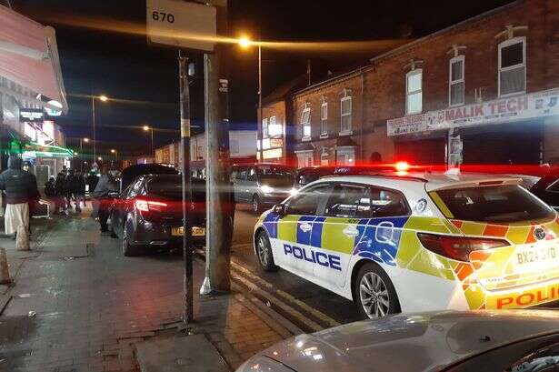 'Chaotic scenes' as police block Perry Barr road amid knife threat alert