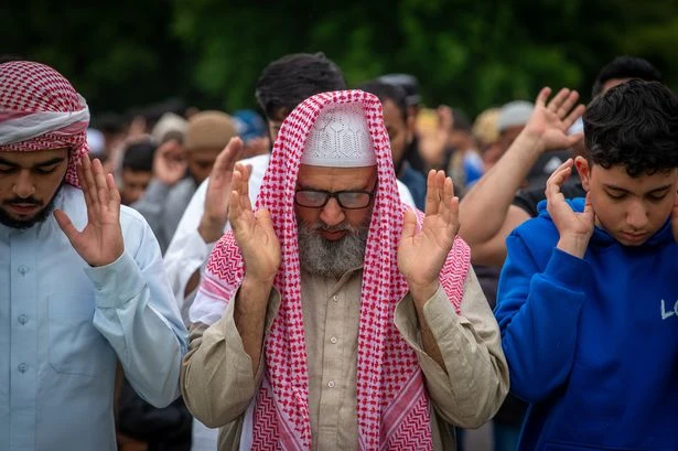 Eid ul Adha 2025 live updates on Dhul Hijjah moonsightings for Saudi, UK, world