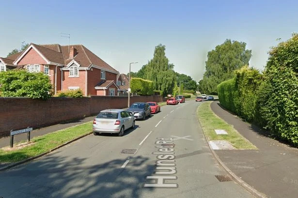 Raider fled after woman awoken at 2.30am dialled 999