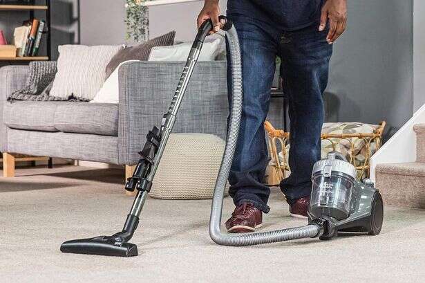 'Surprisingly powerful' Amazon vacuum 'great for picking up pet hair' reduced to £40