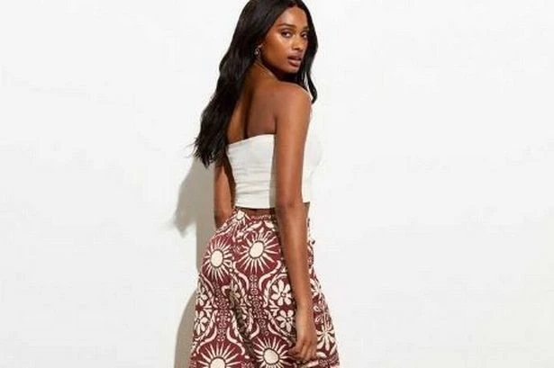 New Look has £20 'comfy and boho' trousers that are 'perfect for the beach'