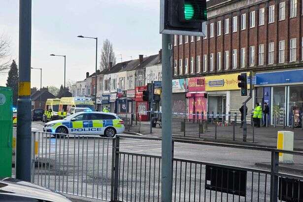 Major Kingstanding police incident live as streets sealed off