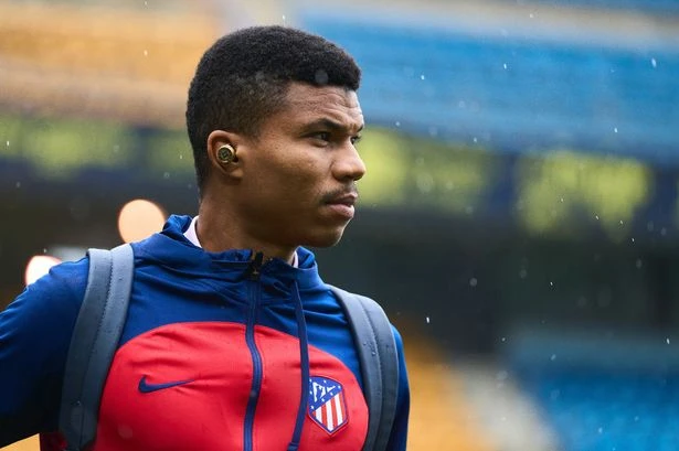 Aston Villa to battle Manchester United in transfer market for forgotten Atletico Madrid man
