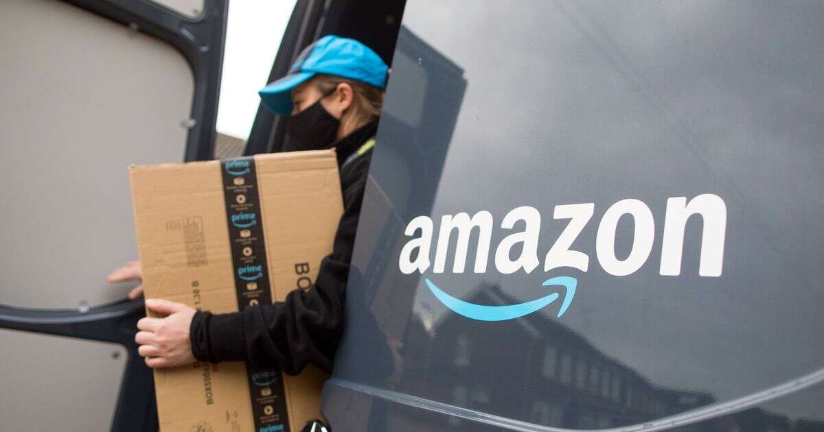 Amazon driver in stitches after finding unexpected note from customer