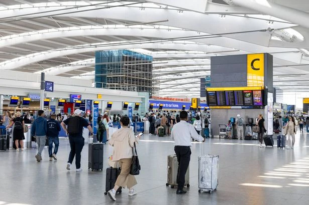 Flights grounded in London area due to 'radar issues' with Heathrow affected