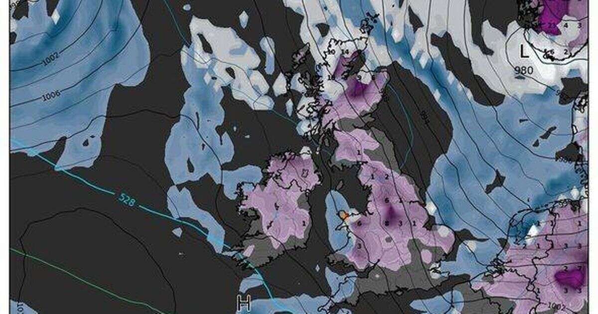 UK snow warning as weather expert reveals exact date -15C temperatures will hit Britain and where