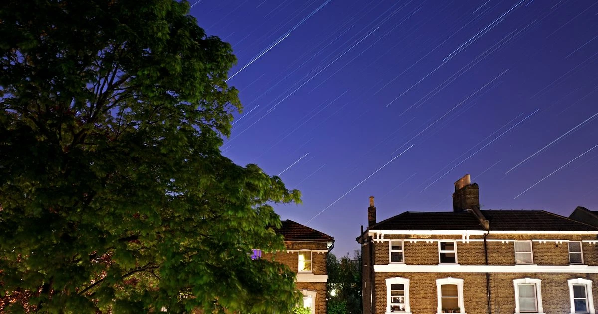 Taurids meteor shower: Exact time to see spectacular cosmic display in UK skies tonight