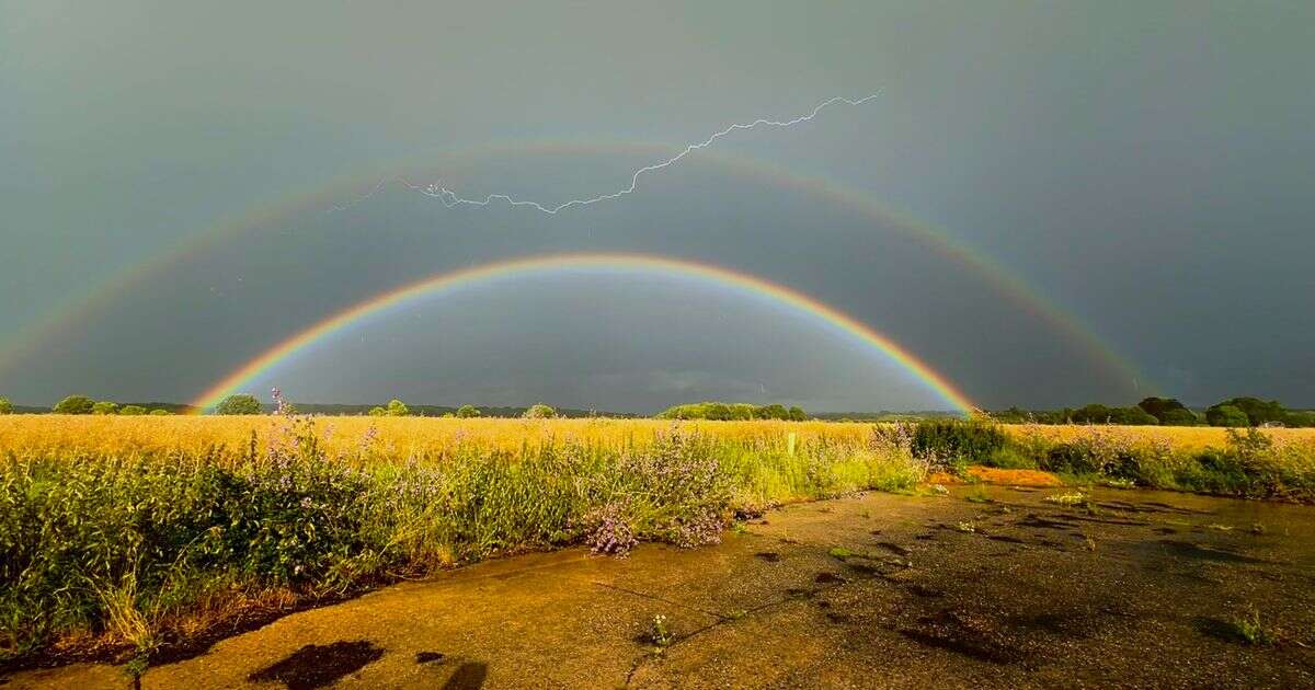 'Once in a lifetime' photo shows moment double rainbow is hit by lightning