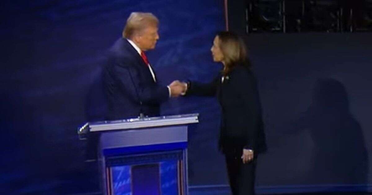 Kamala Harris starts historic debate with major power play as Donald Trump sets 'frosty tone'