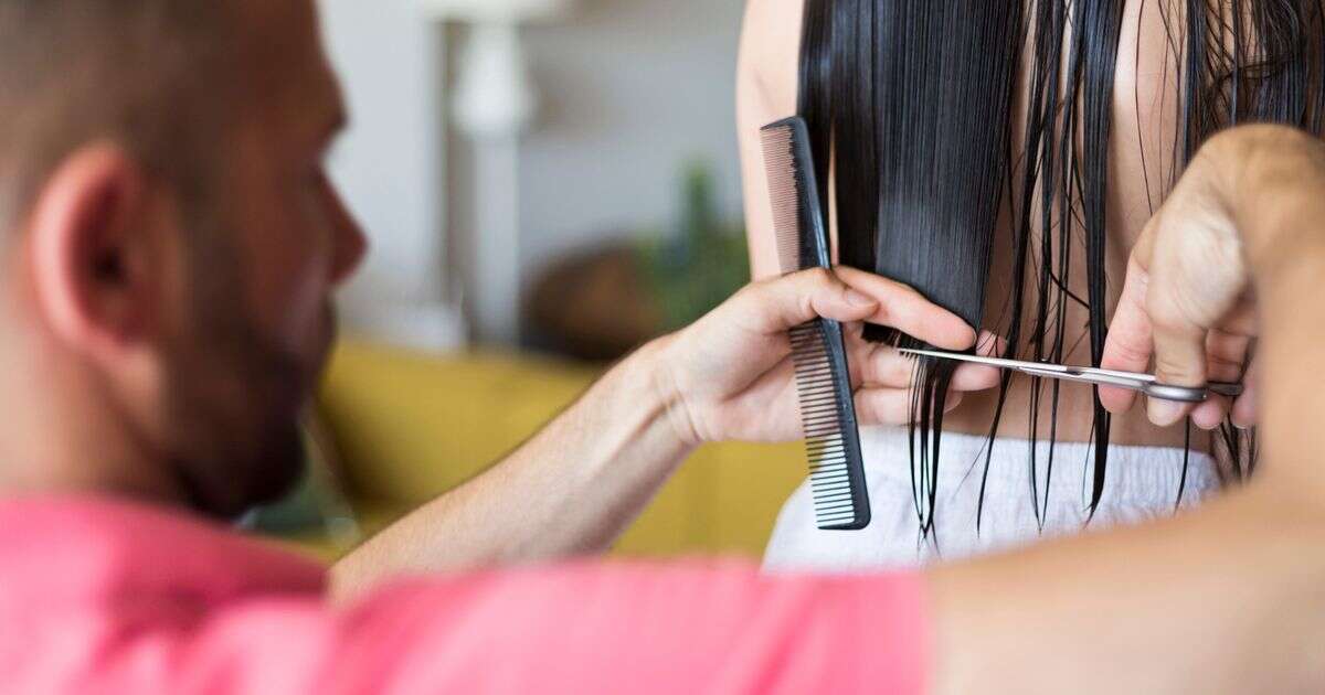 Single dad forces daughter, 7, to cut all her long hair off behind her mother's back