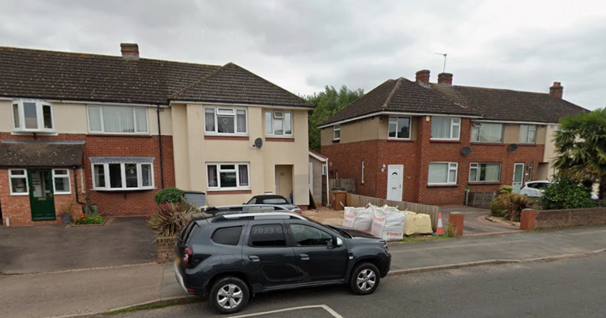 Police give advice on what to do when someone blocks your driveway with their car