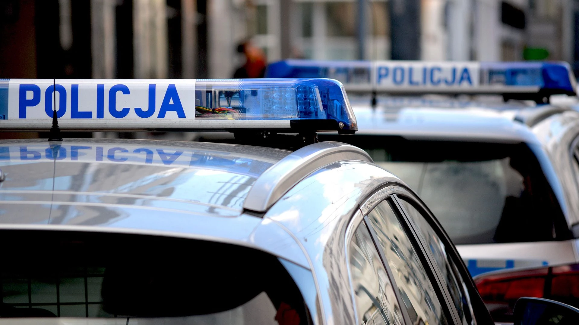 Cichy bohater uratował zaatakowaną kobietę. Policja apeluje