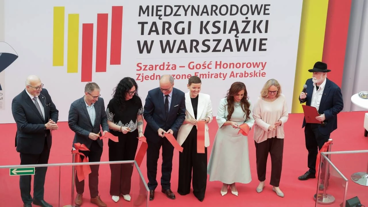 „Literatura uczy tolerancji”. Marszałek Sejmu na otwarciu Targów Książki