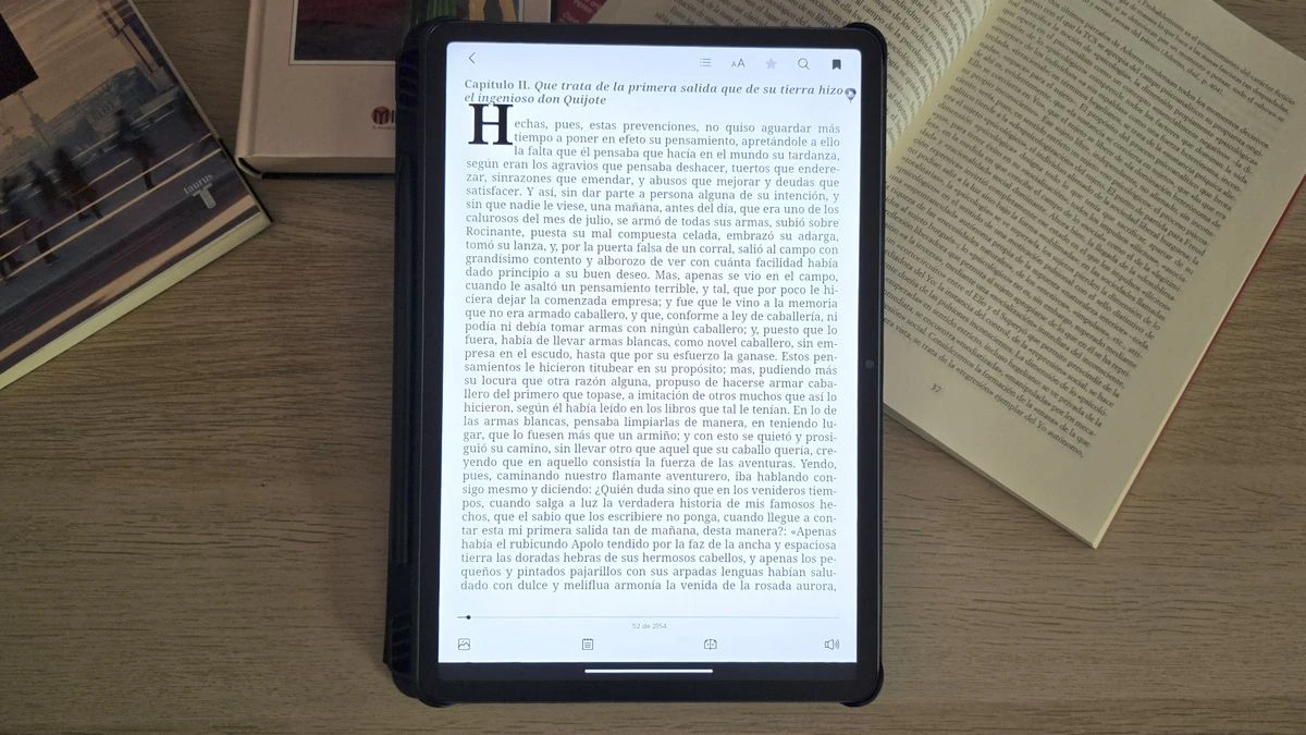 Si buscas un libro electrónico, mira antes esta tablet de TCL que cuesta menos de 250 euros