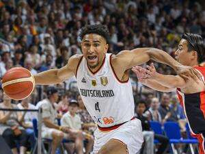 104:83 gegen Japan in Berlin Deutsche Basketballer zaubern sich in Olympiaform