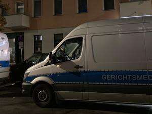 Leiche in Berliner Wohnung entdeckt 28-jähriger Verdächtiger stellt sich der Polizei