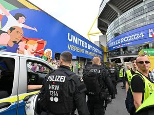 Mehrheit friedlich geblieben 17 Verletzte nach Ausschreitungen rund um EM-Halbfinale
