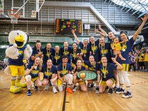 Riesige Party in der Sömmeringhalle Albas Basketballerinnen sind zum ersten Mal Deutscher Meister