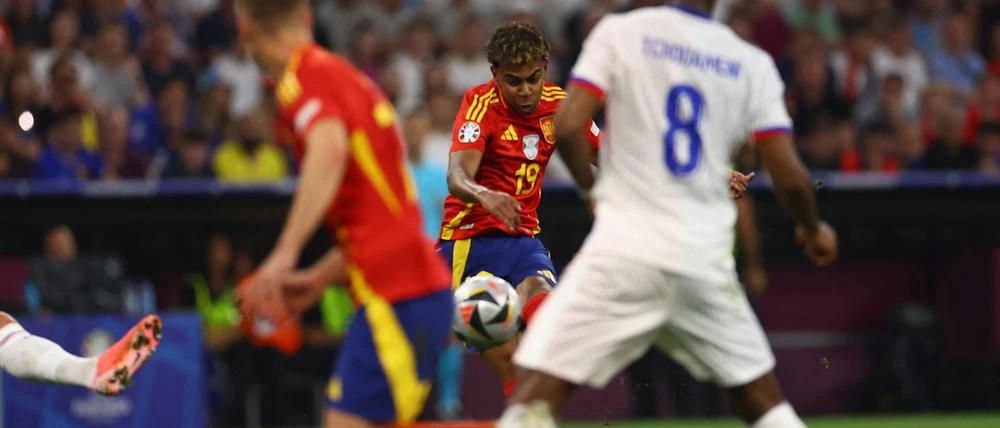 Traumtor von Teenie Yamal Spanien führt verdient – Frankreich rennt an und bringt Griezmann