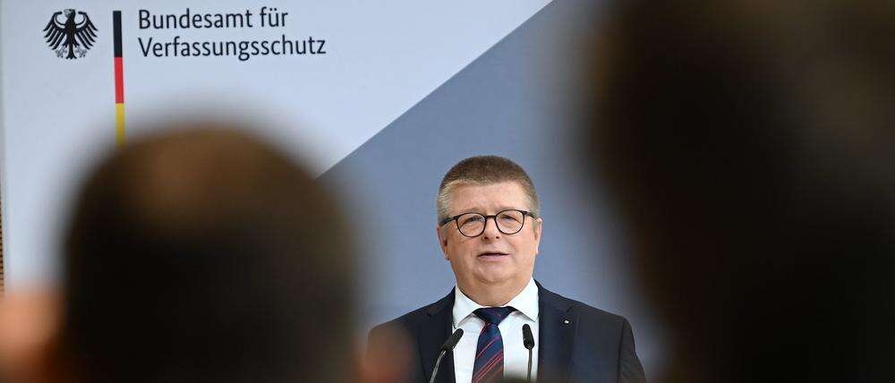 Für CDU-Kandidatur das Amt vorzeitig aufgegeben Haldenwang ist nicht mehr Chef des Verfassungsschutzes