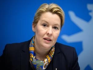Berliner Klimafonds auf der Kippe Wirtschaftssenatorin Giffey erwägt weiteren Nachtragshaushalt