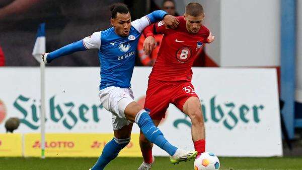 Hochsicherheitsspiel Hertha gegen Rostock Rund 20.000 Hansa-Fans reisen am Freitag nach Berlin