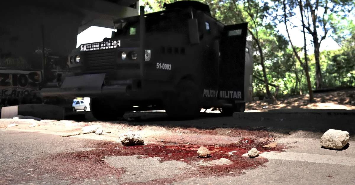 RJ: homem é morto por bala perdida e testemunhas acusam a PM